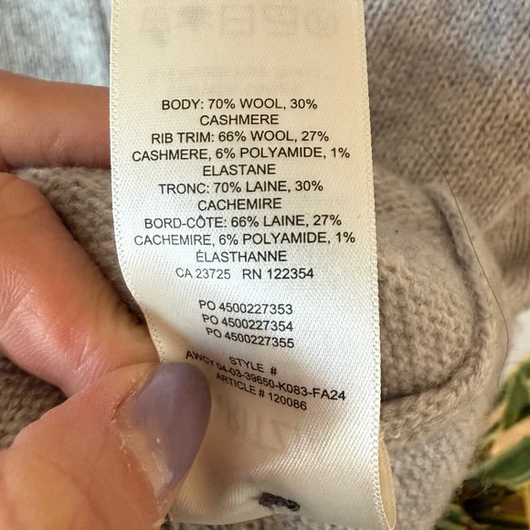 EUC Aritzia Wilfred Cashmere-Blend Cardigan sz MEDIUM - Picture 6 of 11